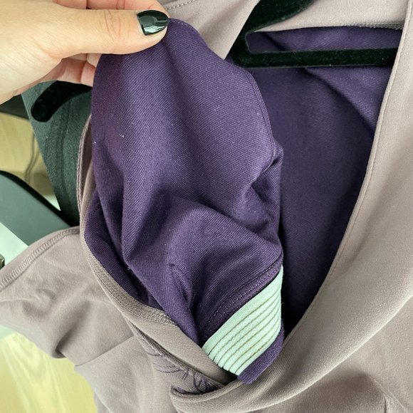 Lululemon Kimono Peacock Print V Neck Tank Top Lavender - Picture 6 of 6